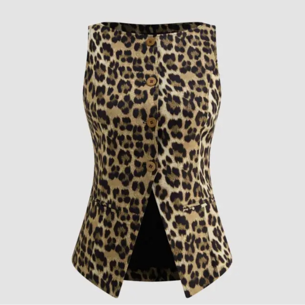 Cider Leopard Print Sleeveless Button Front Top in Tan and Black